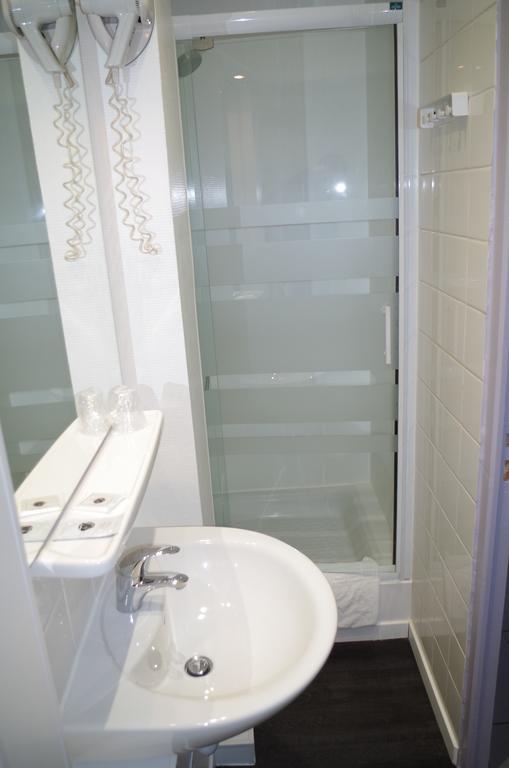 Hotel Faidherbe Lille Cameră foto